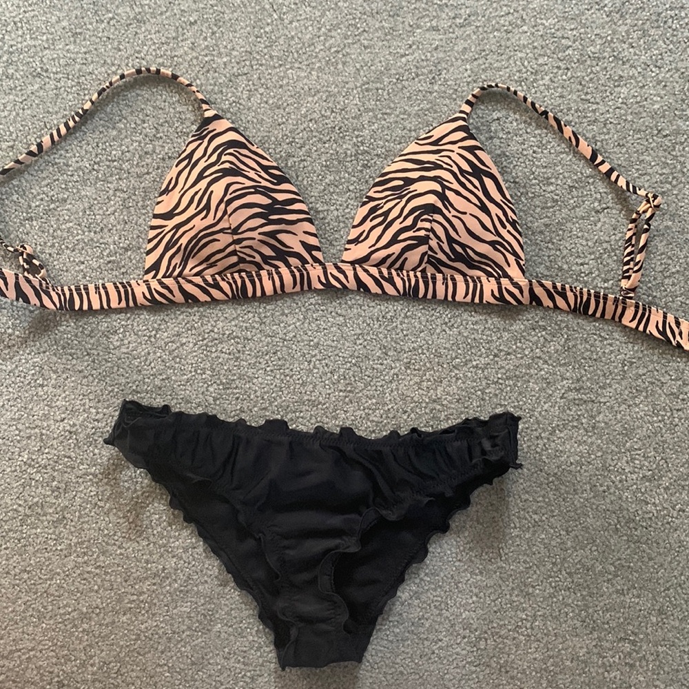 Hollister Swim